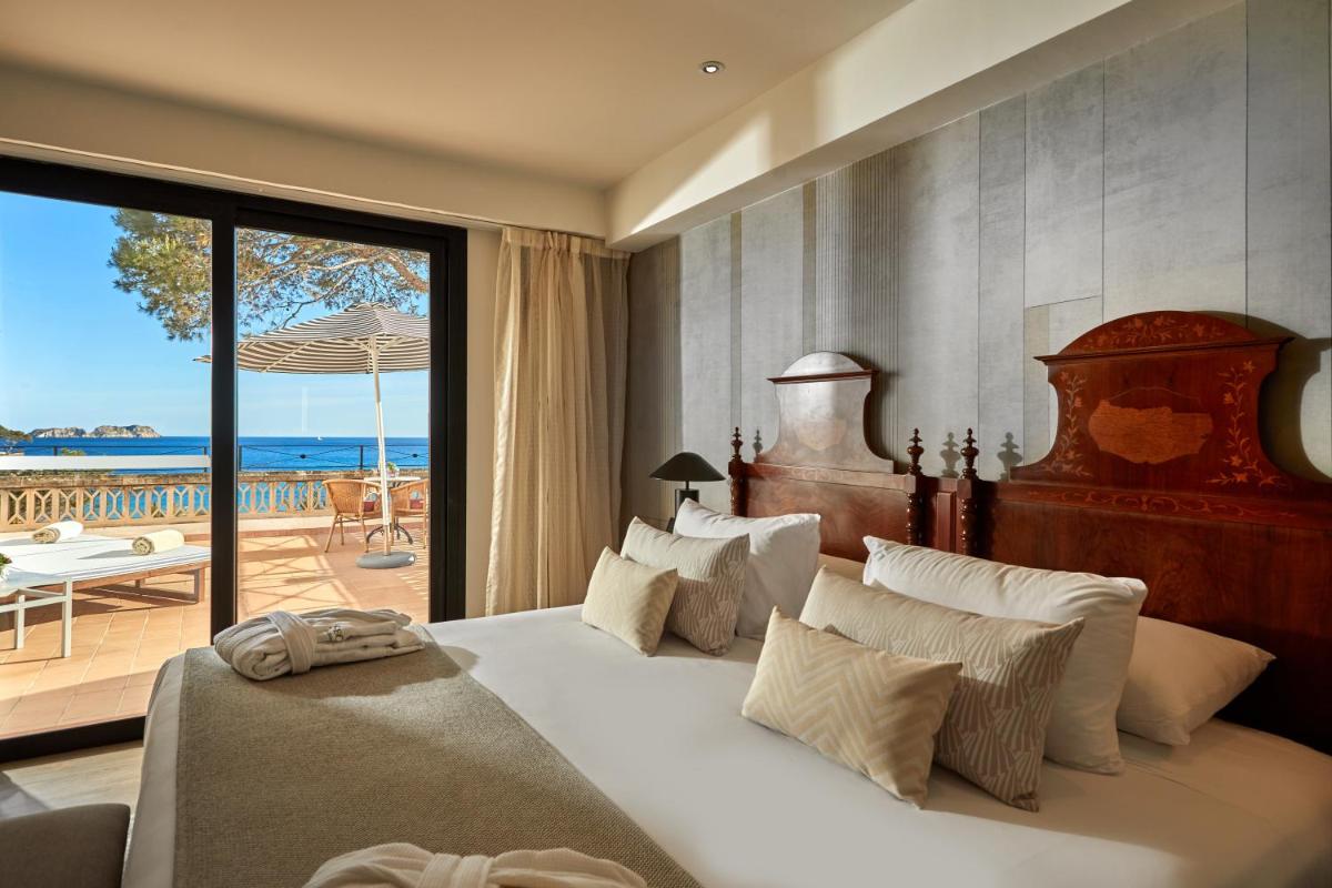 Cama o camas de una habitación en Secrets Mallorca Villamil Resort & Spa - Adults Only (+18)