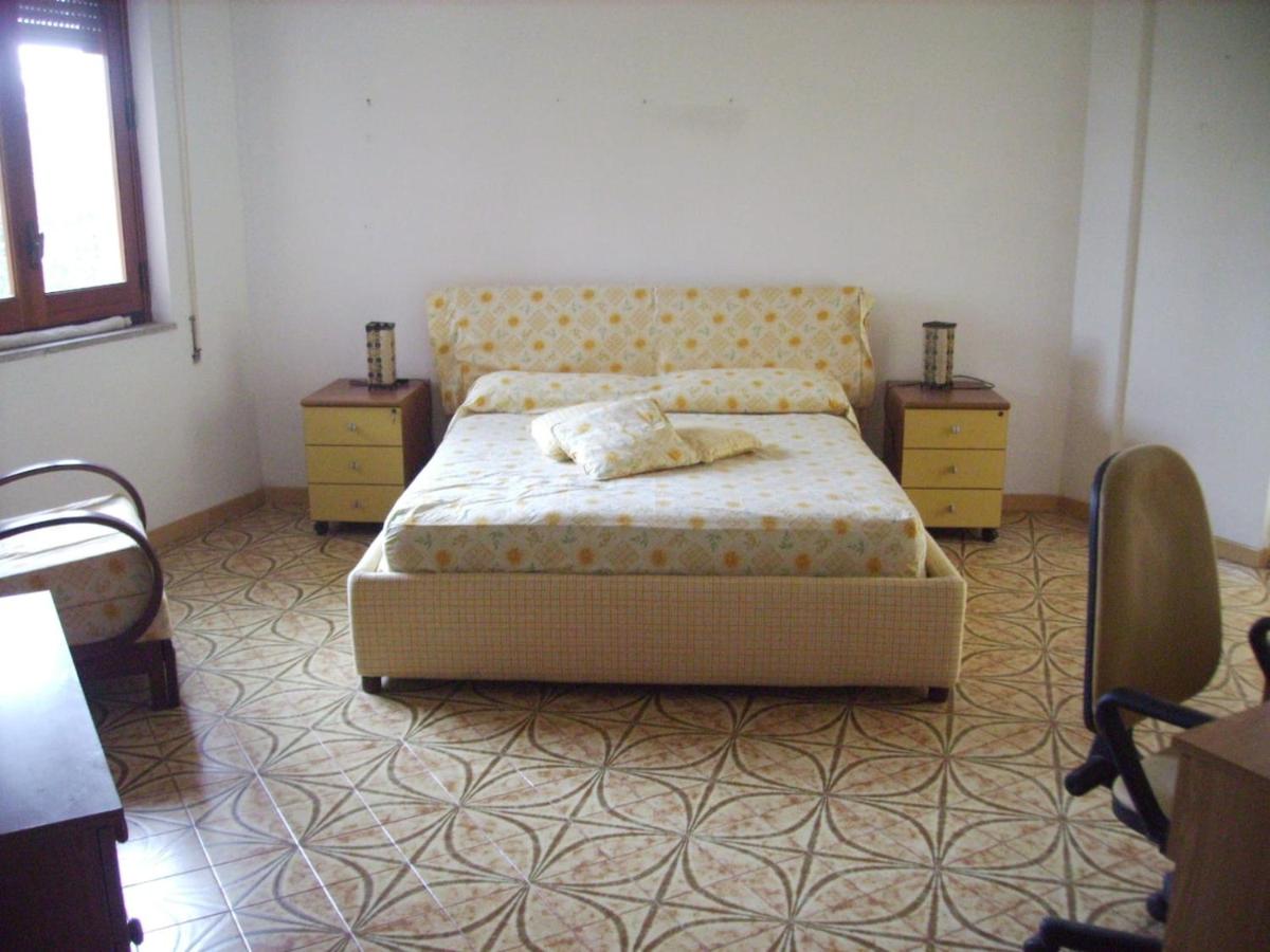 Cosy House in Mazara del Vallo with Enclosed Garden - Housity