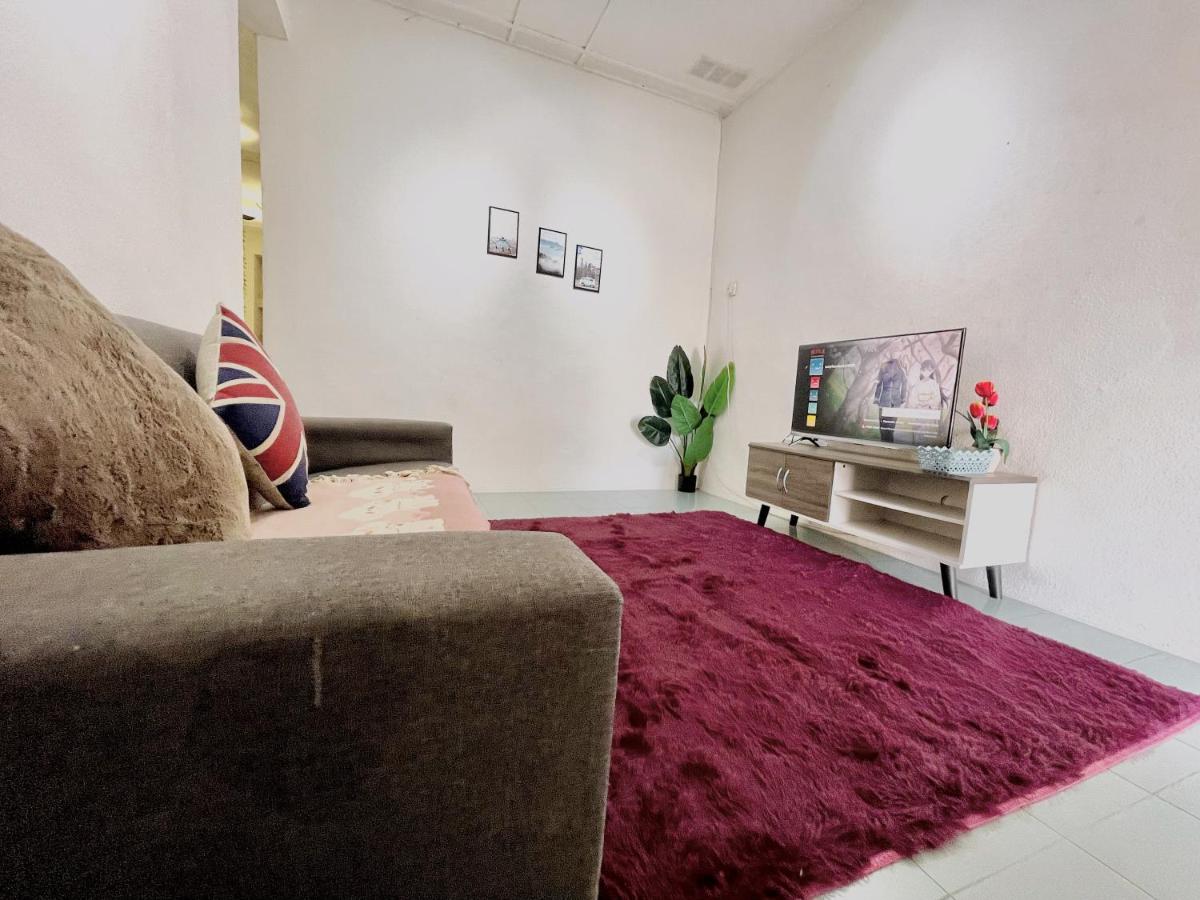 Heritage Cozy Entire 3 Bedroom House At Kijang Alma Bukit Mertajam - Housity