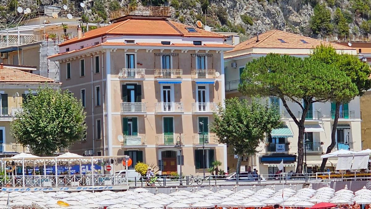 Galene - Beachfront in Costa d'Amalfi - Housity