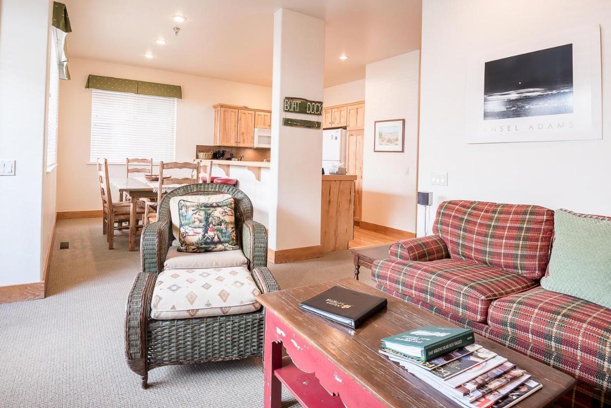 Bridgepoint Condo 11 - Housity
