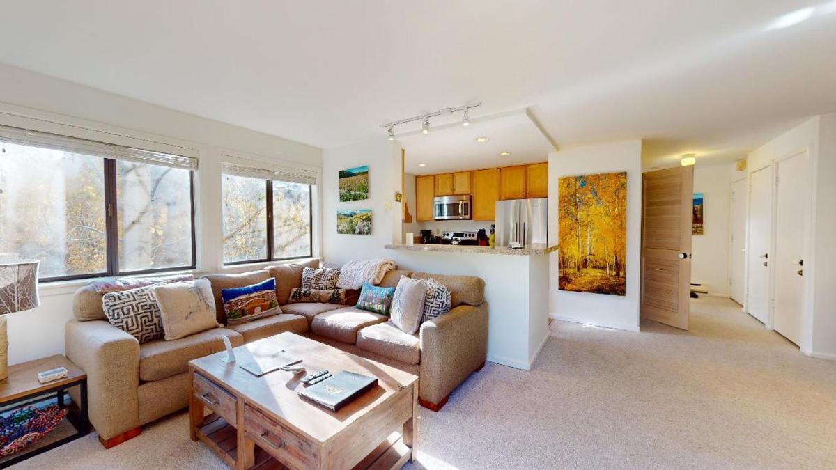 Cottonwood Condo 1453A - Housity
