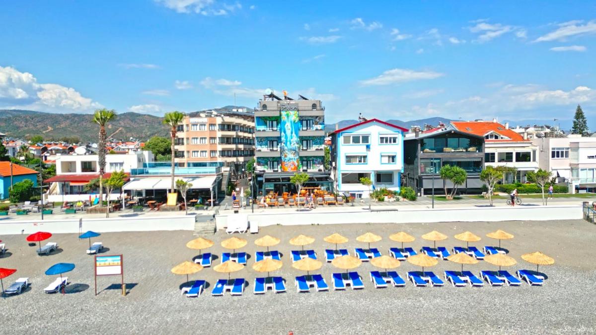 Yasemin Hotel - Housity