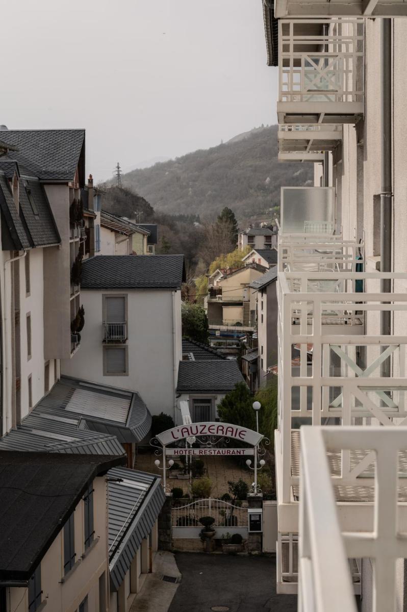 Vue générale sur la montagne ou vue sur la montagne depuis l'hôtel