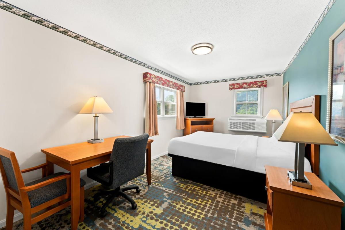 Americas Best Value Inn Stonington Mystic - Housity
