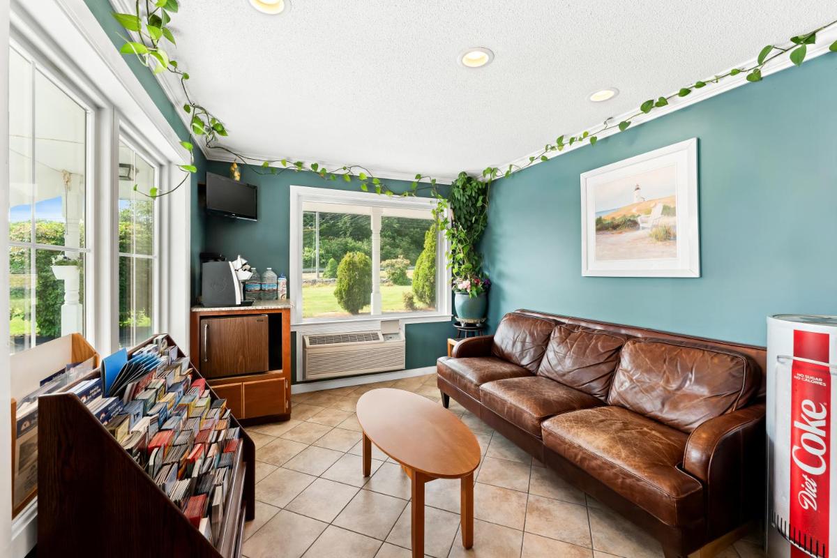 Americas Best Value Inn Stonington Mystic - Housity