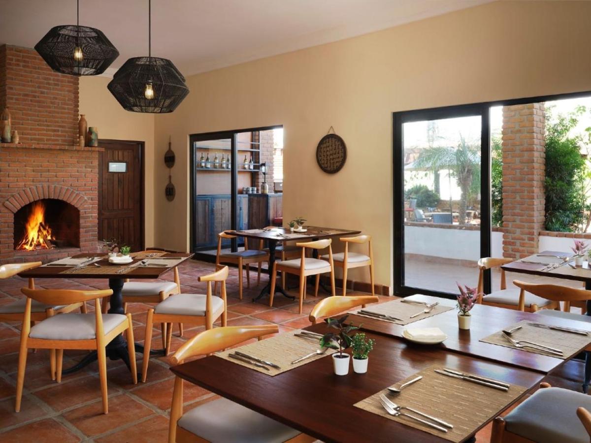 Suitetrails - Surya Hotel