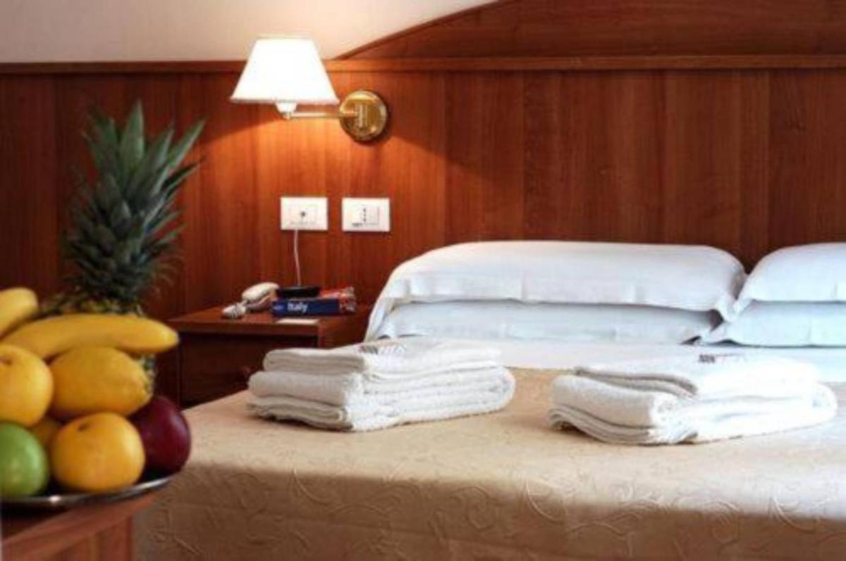 NAHID ACCOMMODATION - Housity