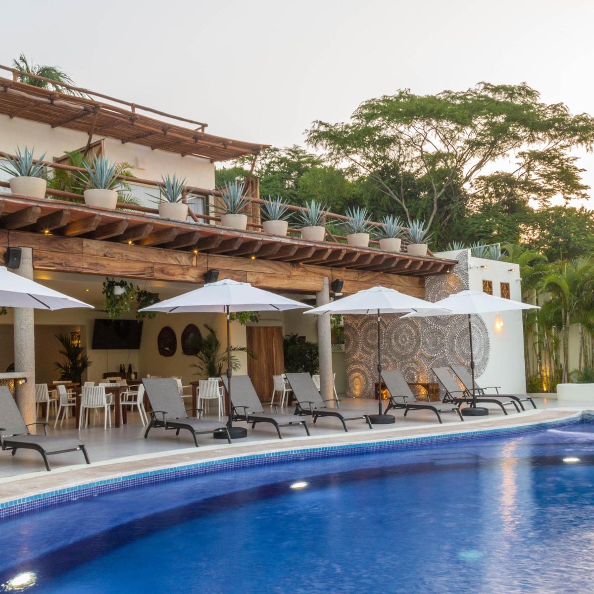 Hotel Ysuri Bucerias - Housity