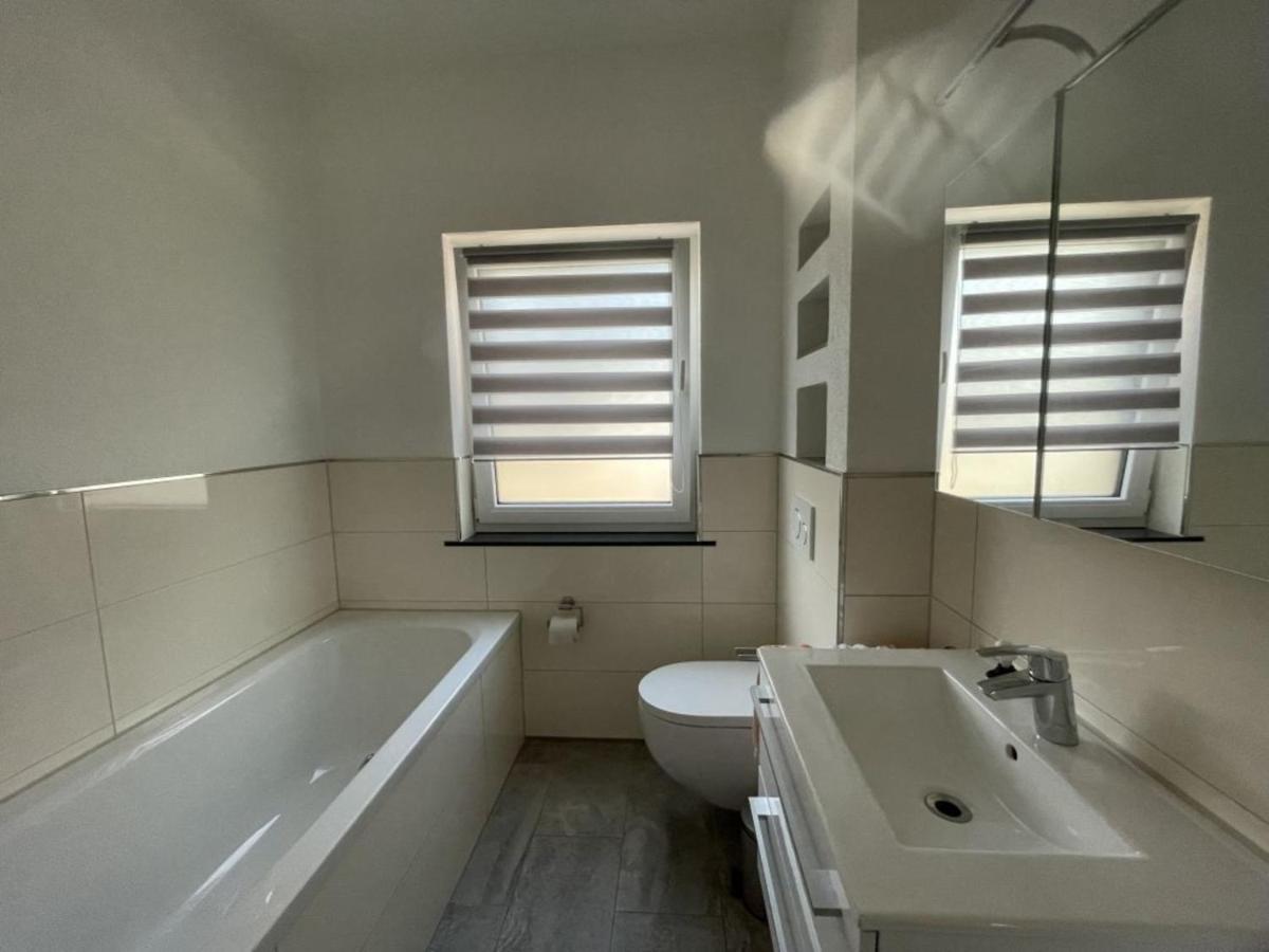 Lenas Ferienhaus - Housity