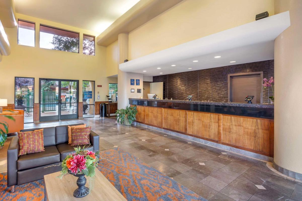 Best Western Plus Orchid Hotel & Suites - Housity