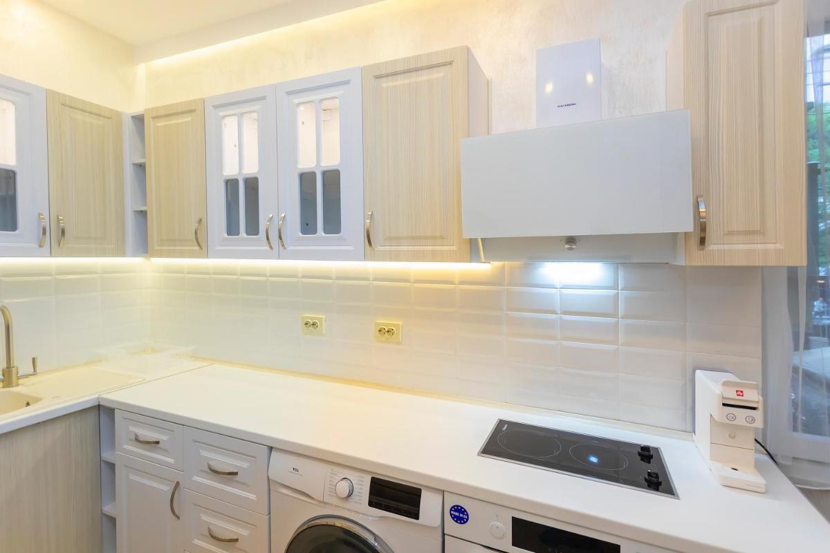 Suitetrails - Central St Vitosha Apartment