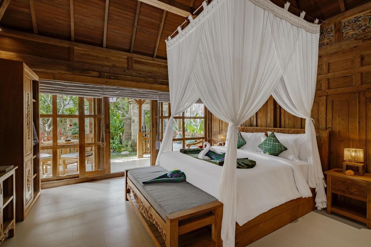Uddhara Ubud Villa - Hizvo