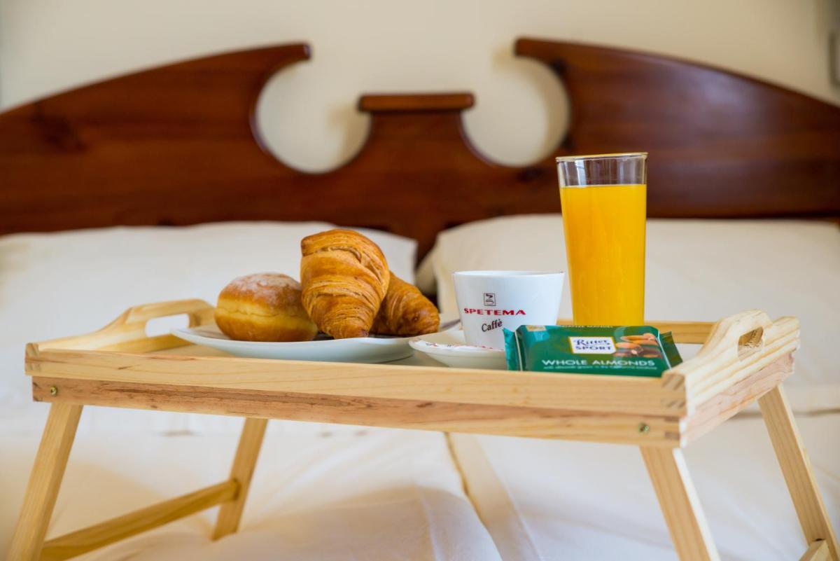 Pri Ani Guest House - Housity
