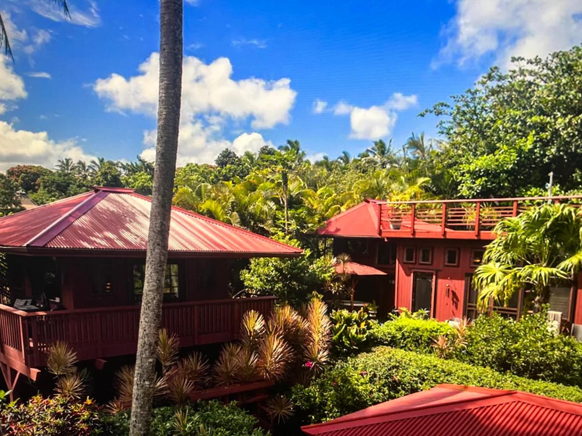 The Bali House and Cottage at Kehena Beach Hawaii - Housity