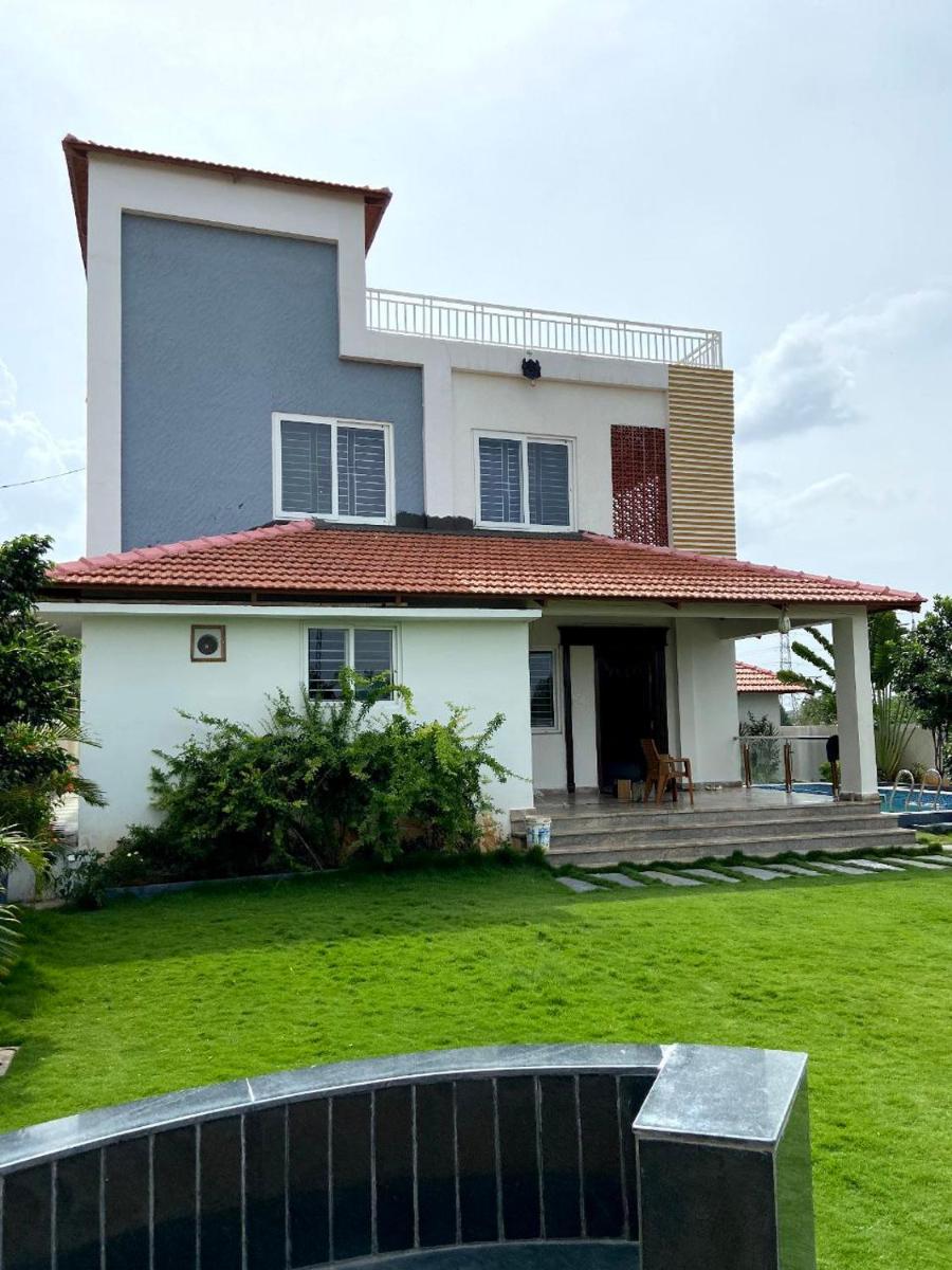 Vyana farm house - Housity