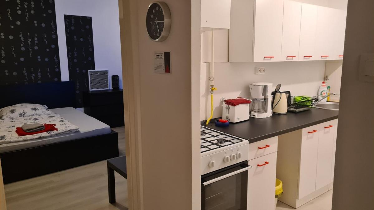 Zorka Apartman - Housity