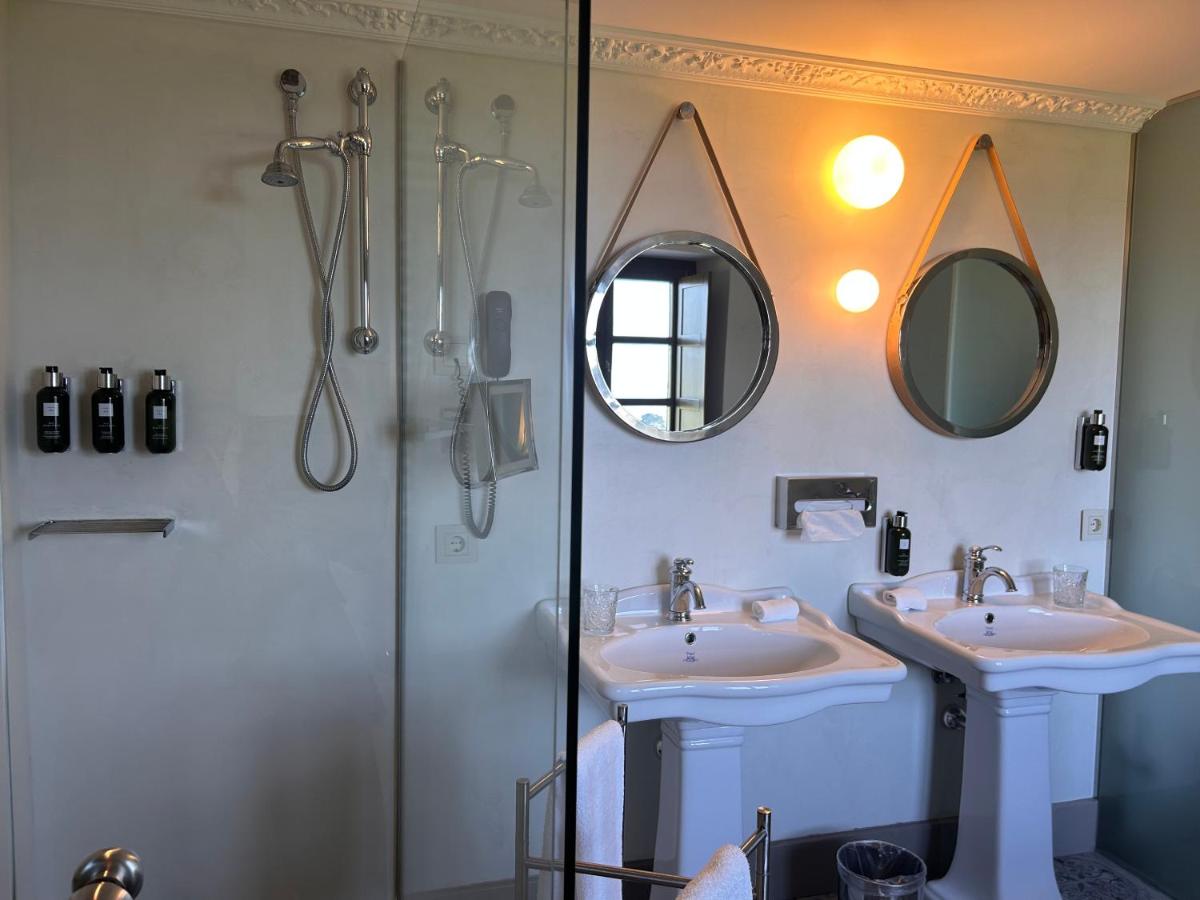 Un baño de Puebloastur Eco Resort Hotel & Spa