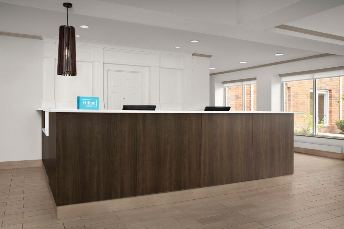 Hilton Garden Inn Hoffman Estates - Housity
