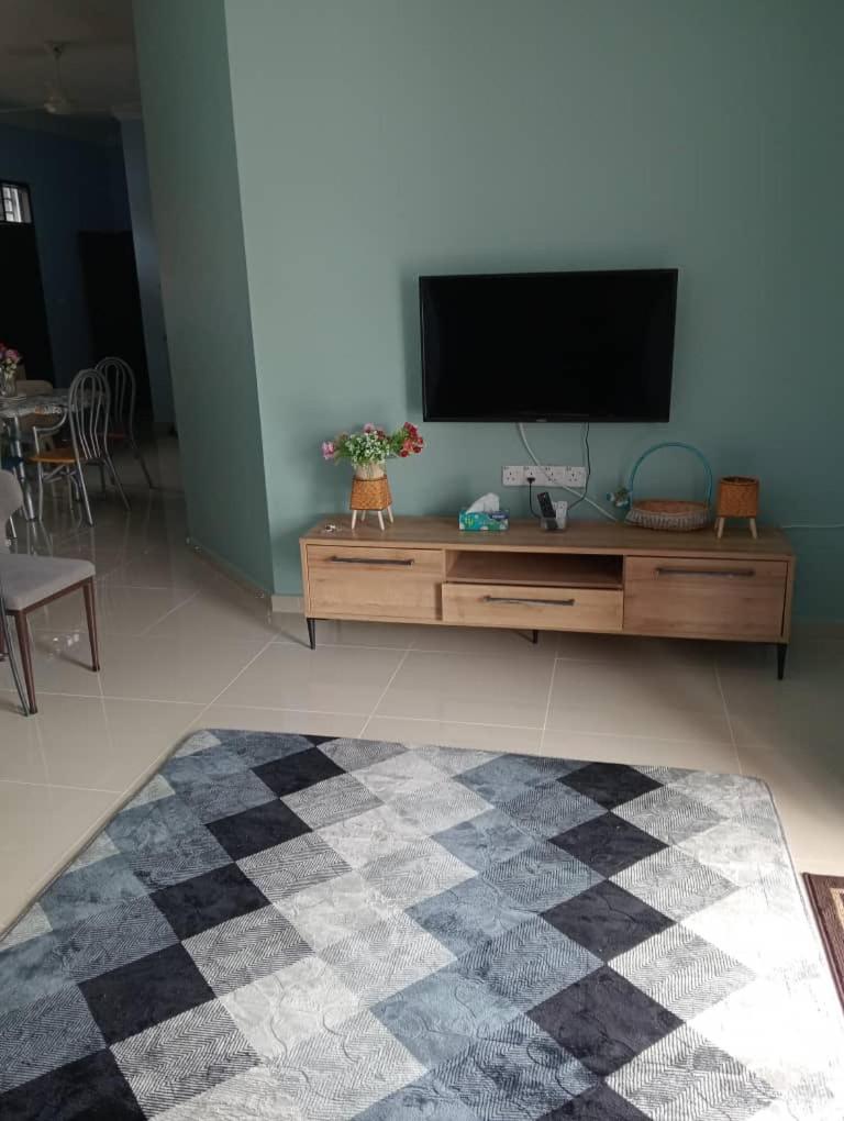 Zana Homestay - Housity