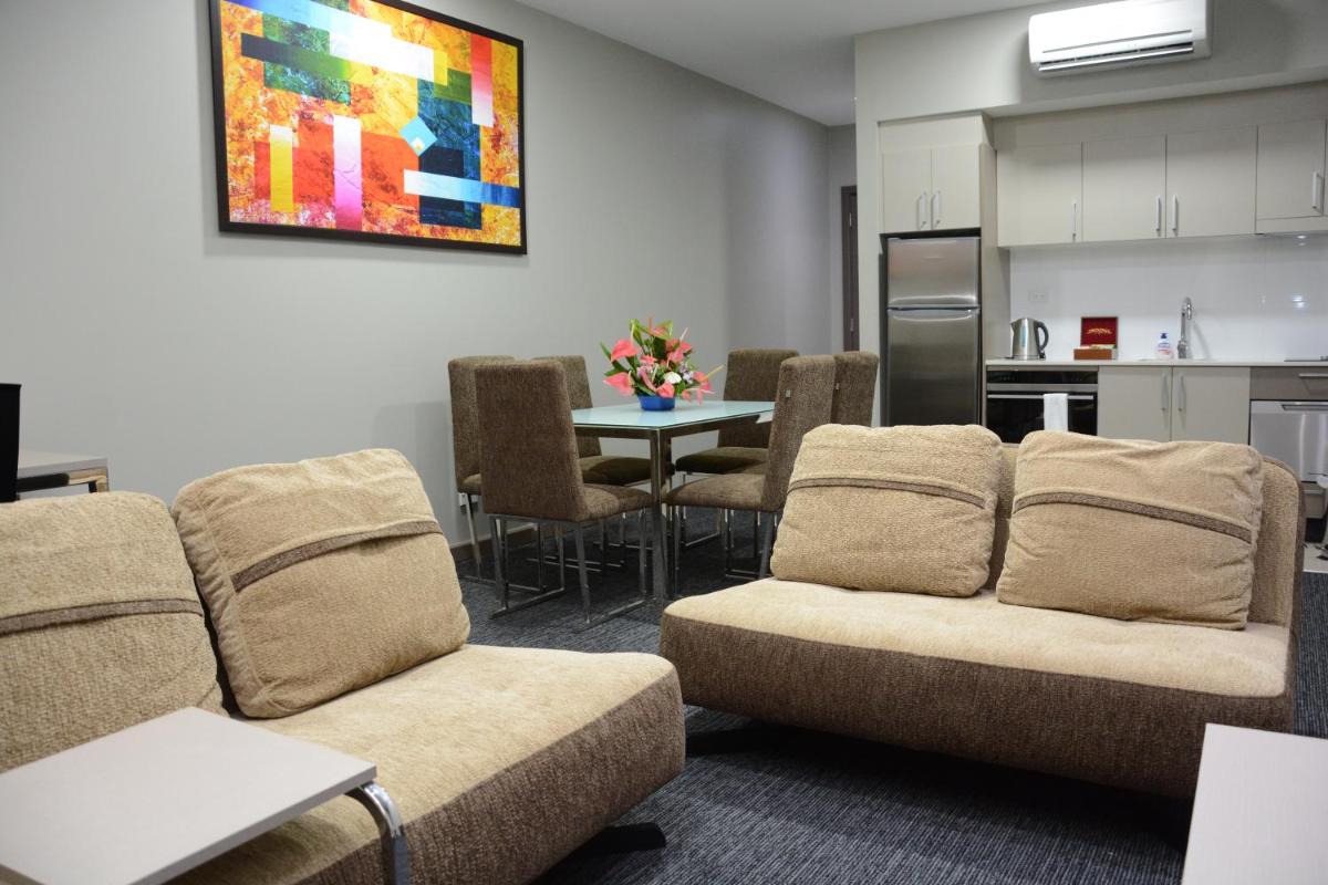 Ratsun Nadi Airport Apartment Hotel - Housity