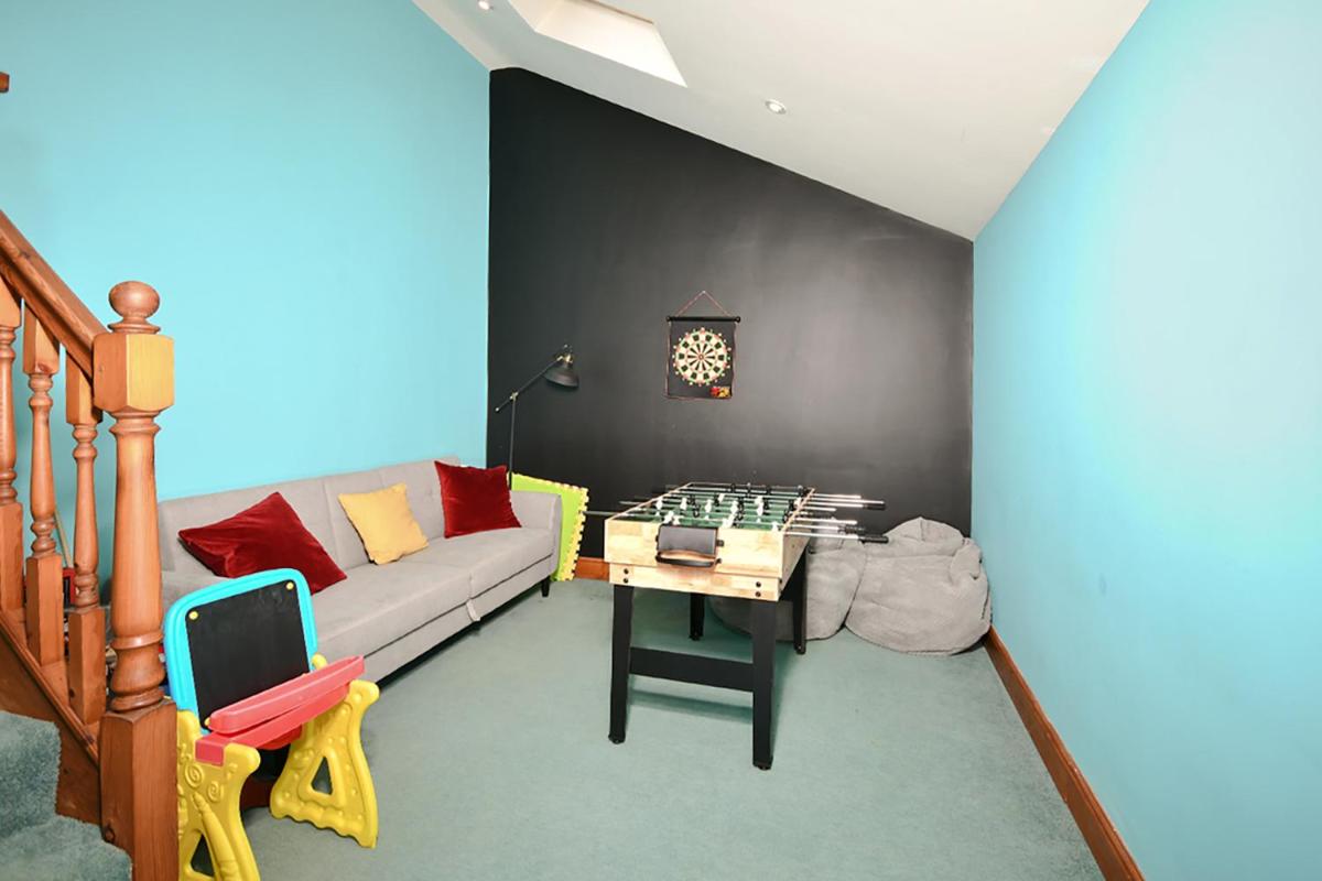Poppythorn Cottage at Lovelady Shield with Hot Tub - Housity