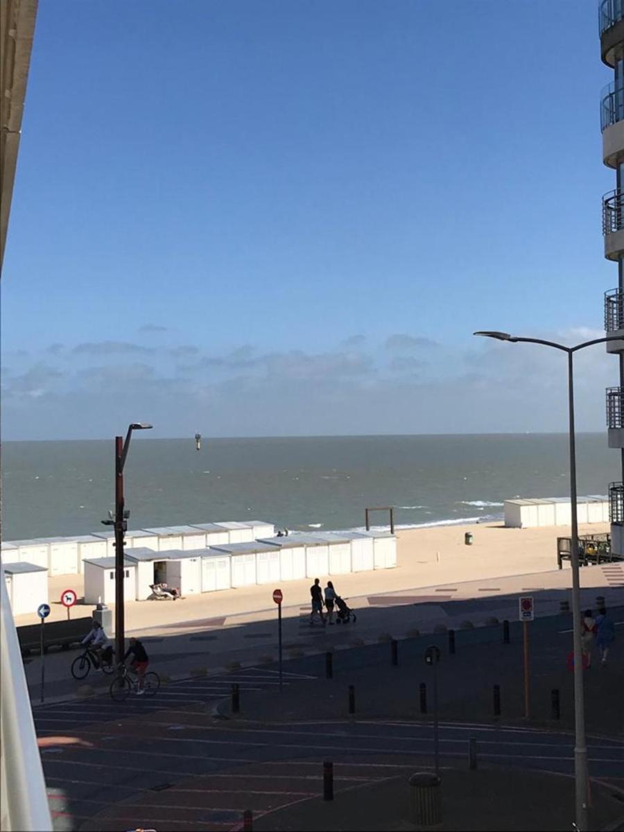Urbanstay Suites - Beachfront Apartment In Knokke - Housity