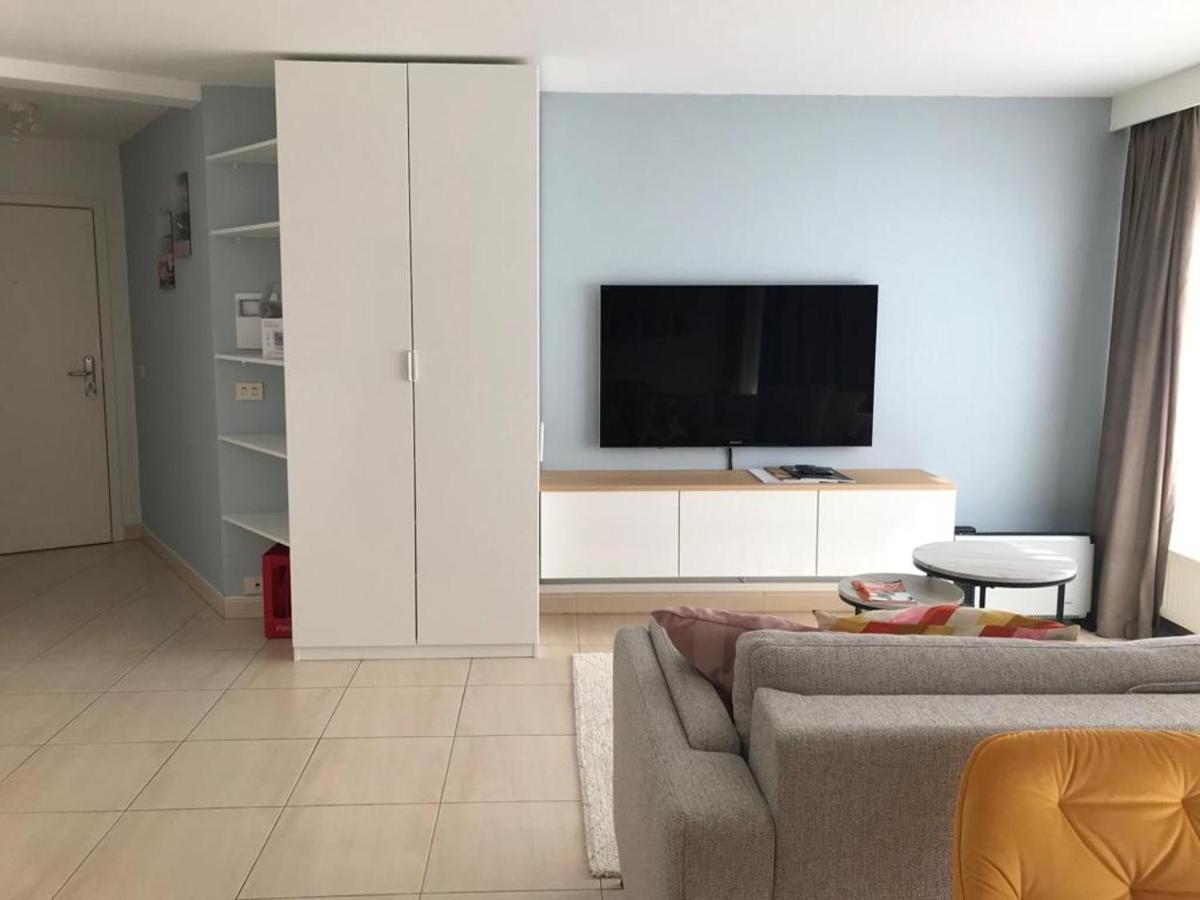 Urbanstay Suites - Beachfront Apartment In Knokke - Housity