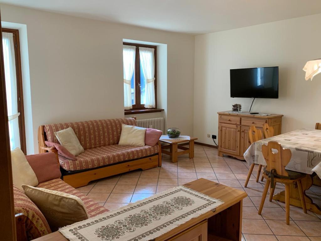 Casa Mezzavalle - Housity