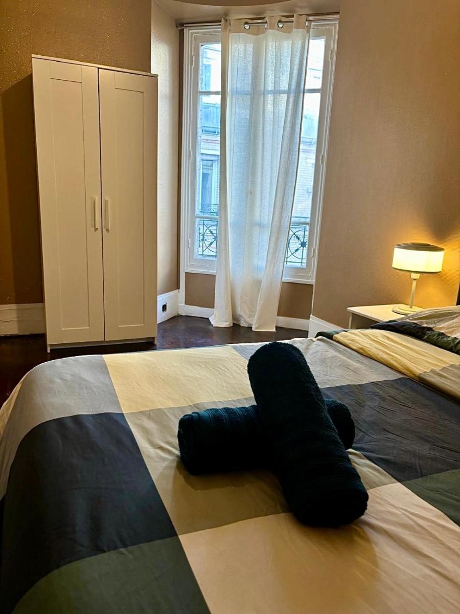 Guest House Tour Eiffel Paris - Housity
