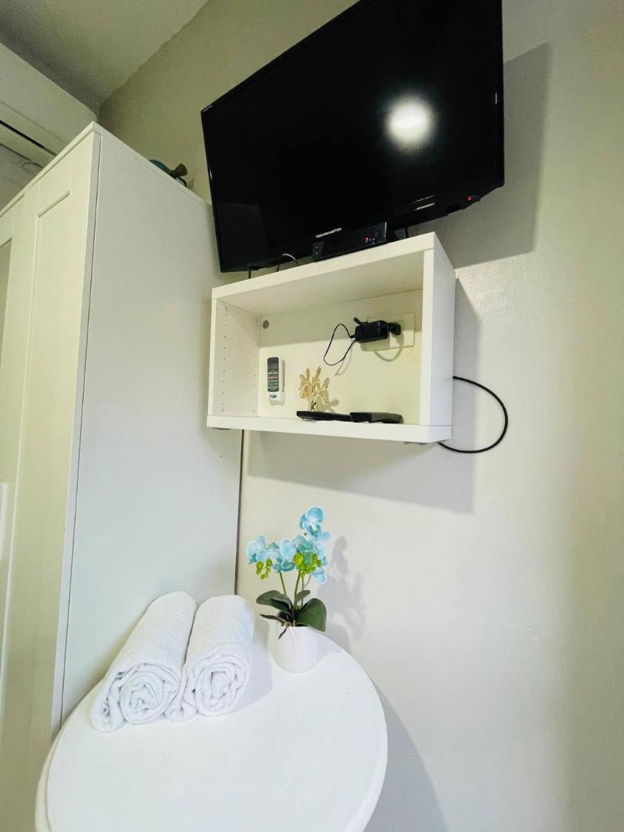 Tavalero Rooms - Housity