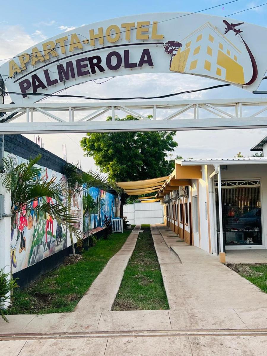 Aparta Hotel Palmerola - Housity