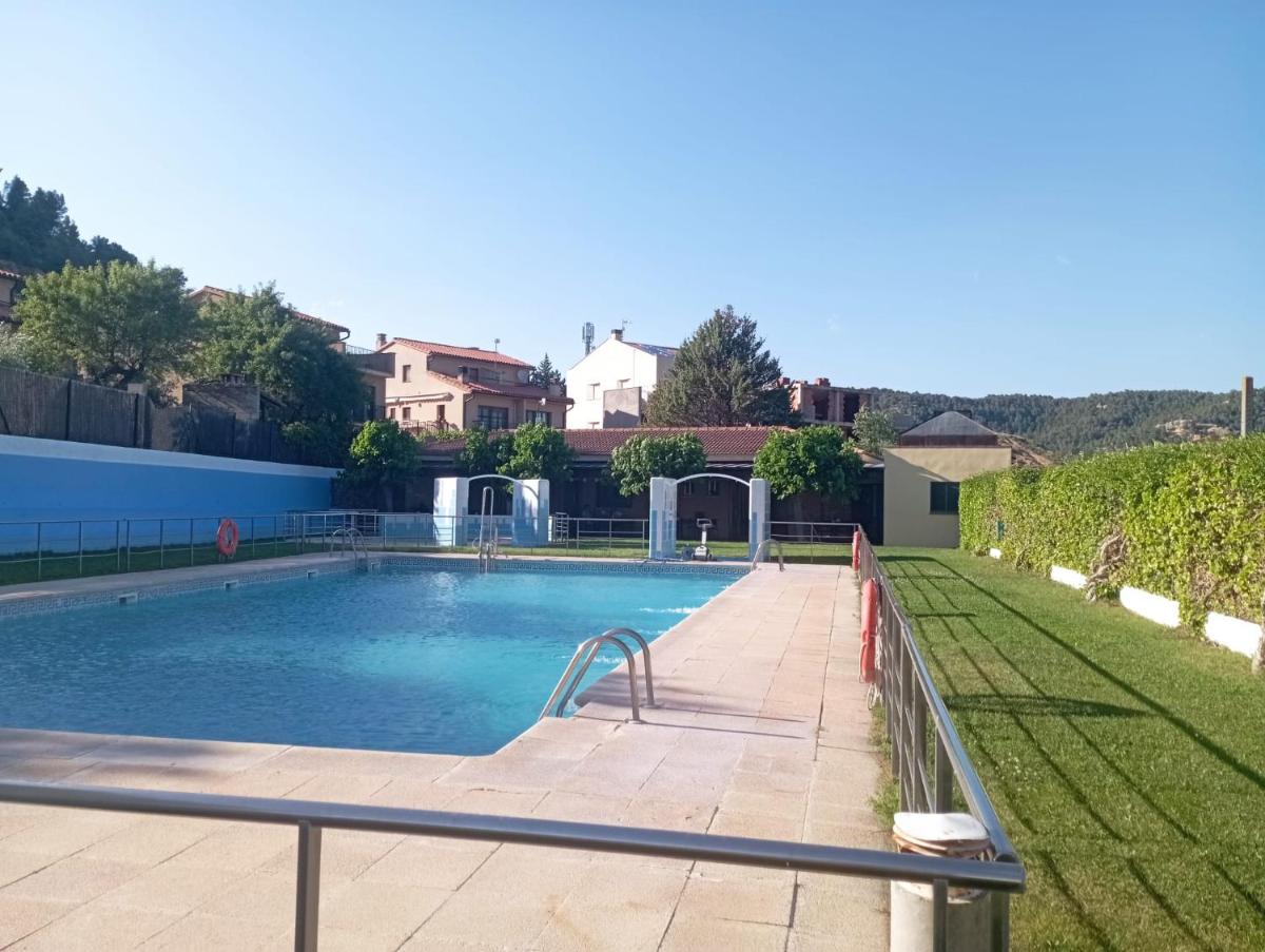 CASA RURAL LES ROQUETES - Housity