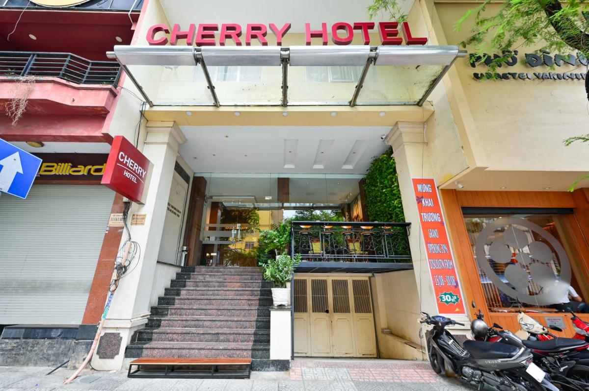 Suitetrails - CHERRY HOTEL & SPA- Japanese Town