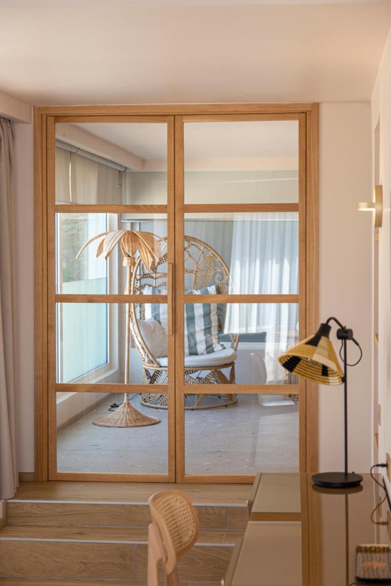 Coin salon dans l'établissement Hotel Riva Beach