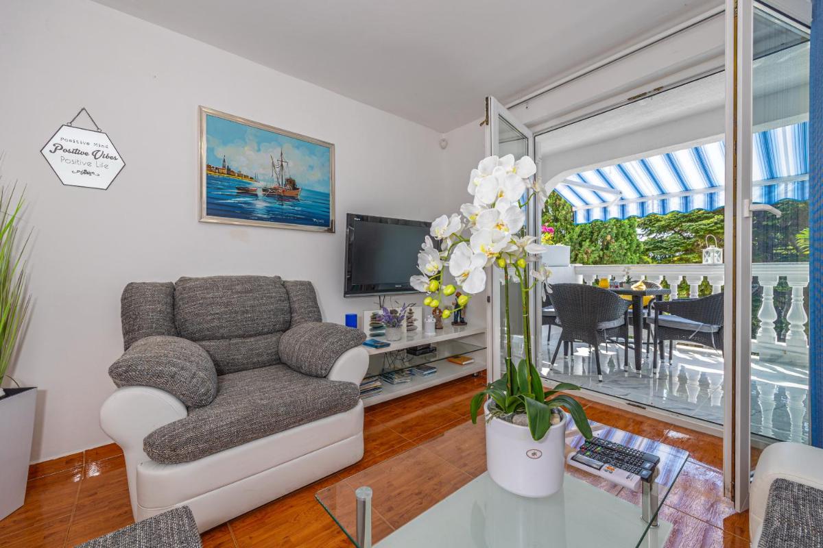 Villa Lara - Housity