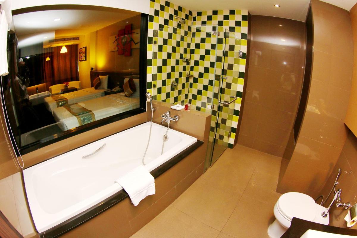 Arthitaya Green Nature Hotel & Lakkhana Poolside Resort - Housity