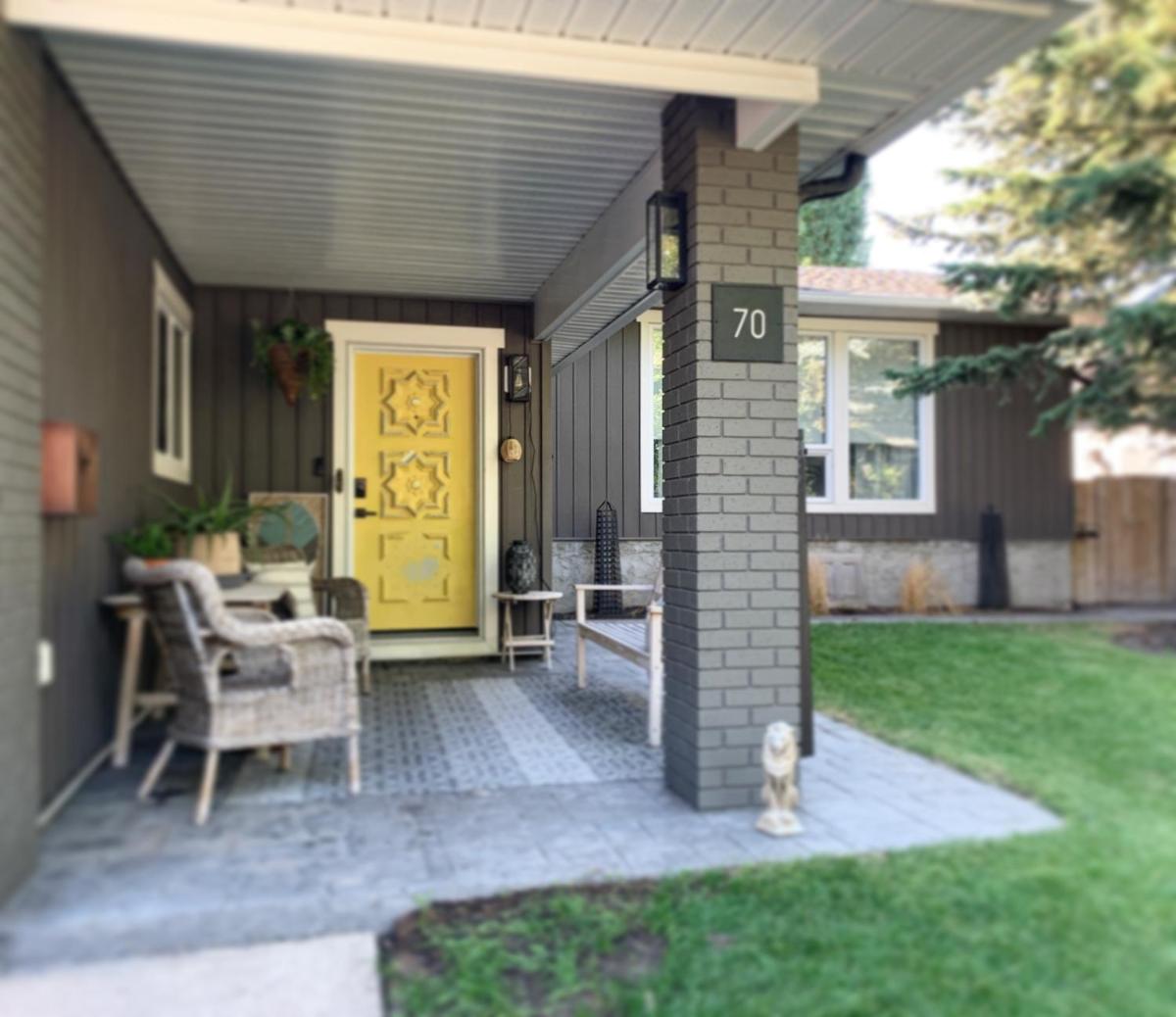 Nesting Suite Okotoks - Housity