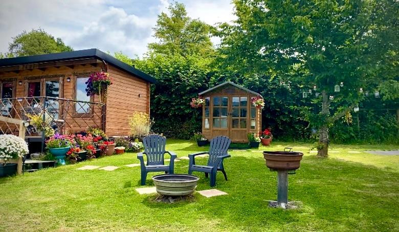 Cherry Tree Glamping Lodge - Housity