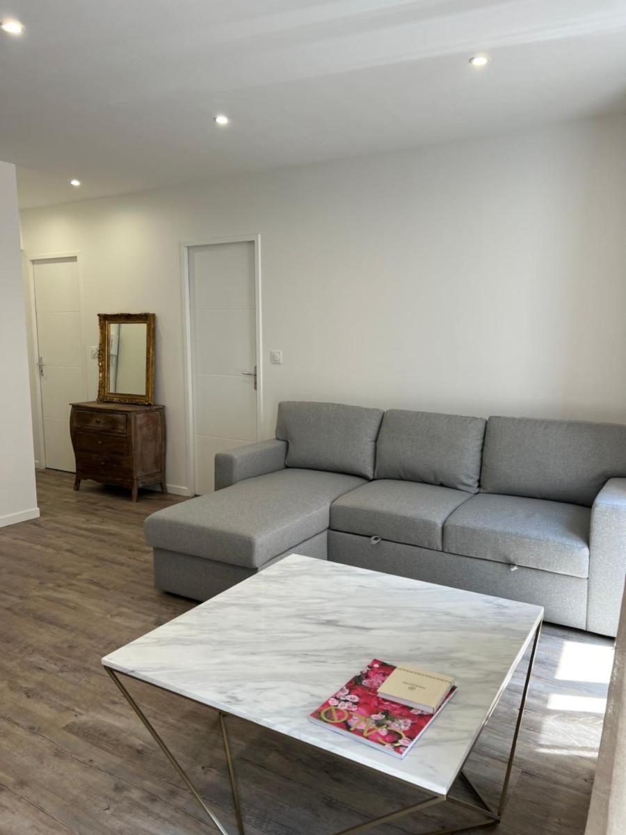 Les Capucins - Housity