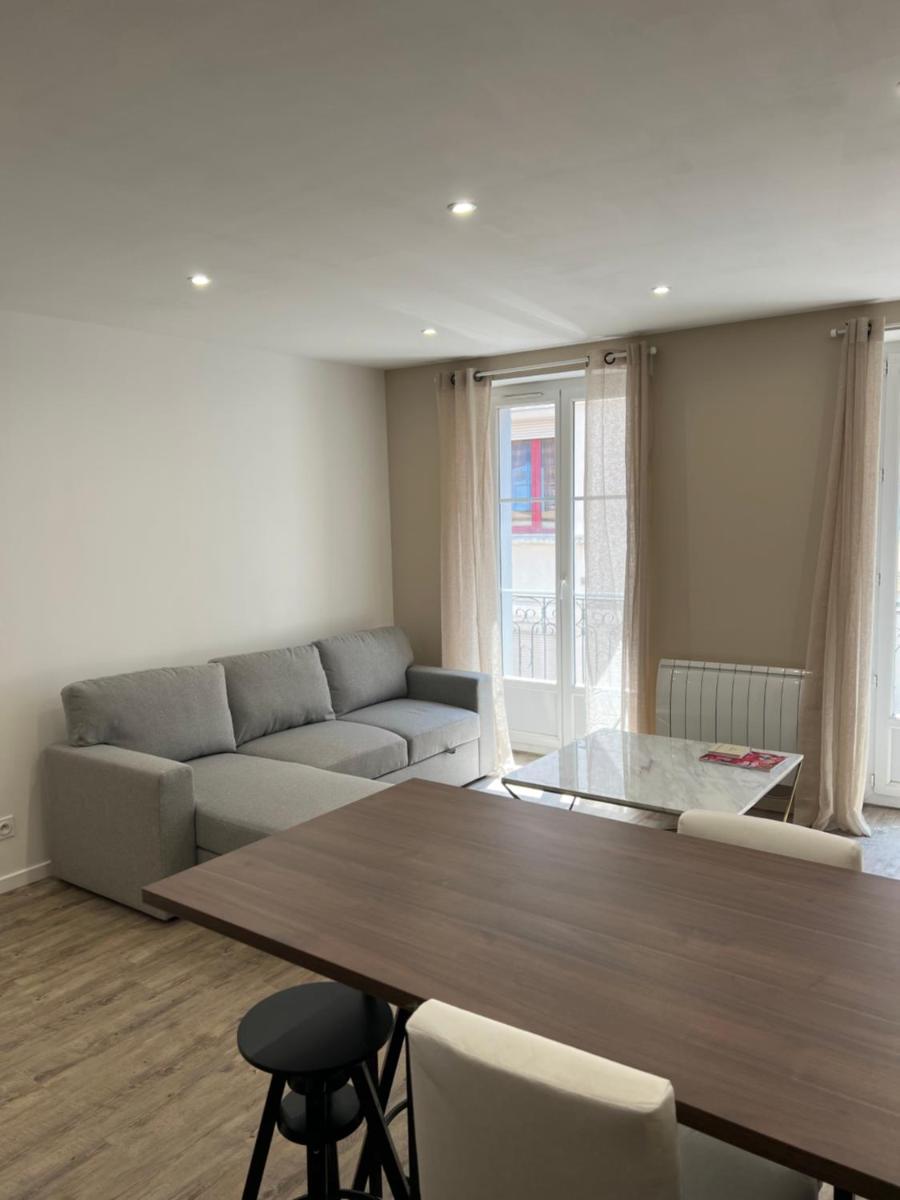 Les Capucins - Housity