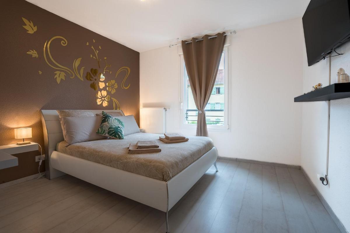 Spacieux - 4 pers' - Balcon - 2 lits - Parking - Housity