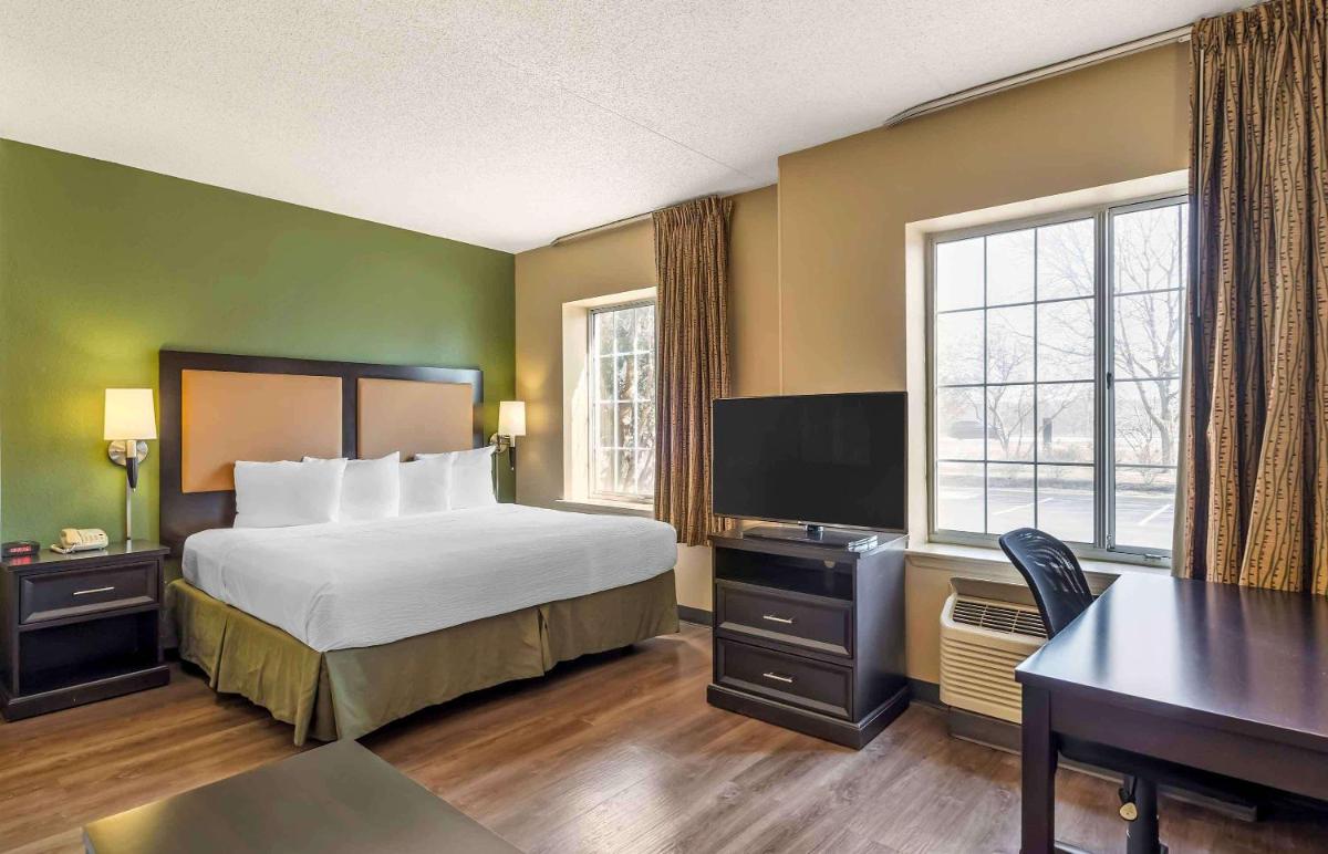 Studio 6 Extended Stay Chicago Vernon Hills Lincolnshire IL - Housity