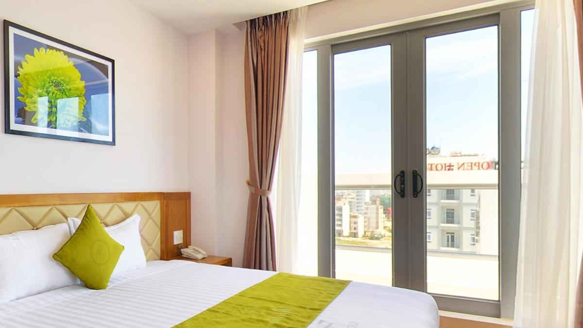 Ronal hotel - Housity