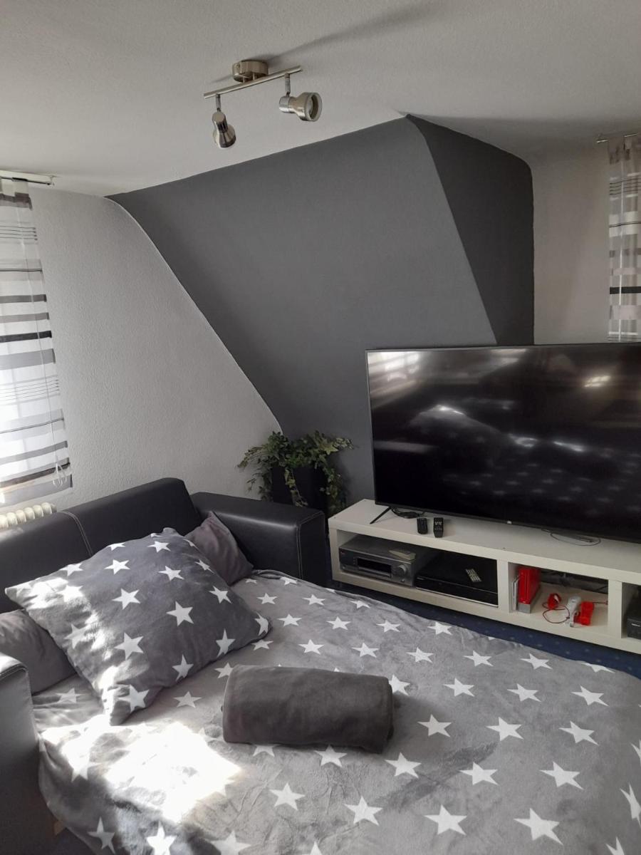 Ferienwohnung mit kleinem Garten - Housity