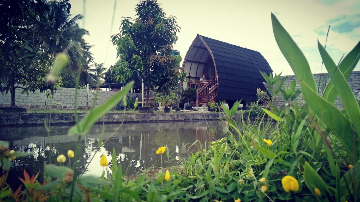 Villa Bamboo Bujak Permai - Housity