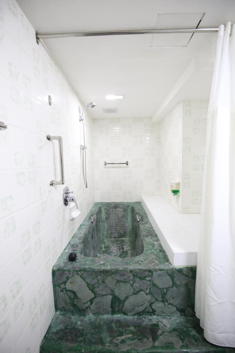 Hotel Asia Cebu - Housity