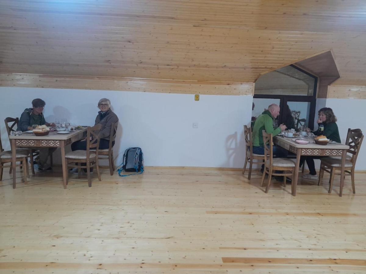 Lahij Rashad Ismayilov Hotel - Housity