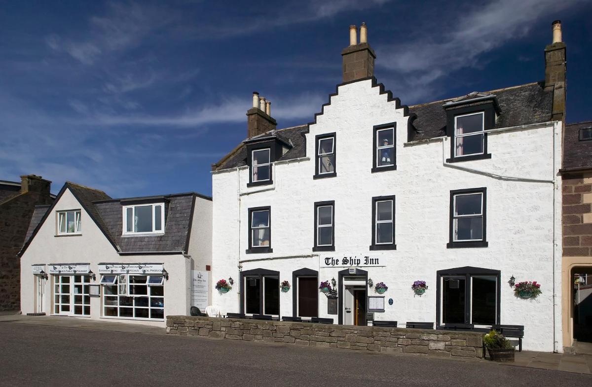 The Ship Inn - Housity