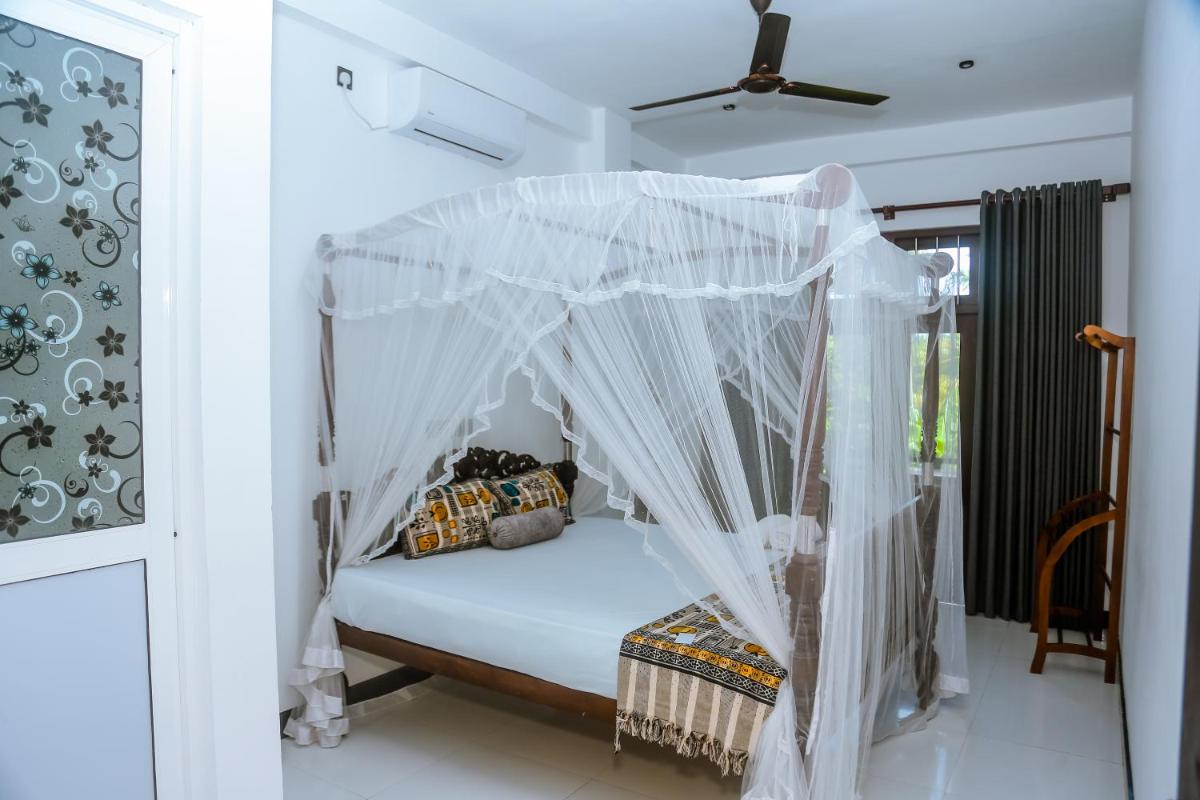 Royal Palace Mirissa - Housity